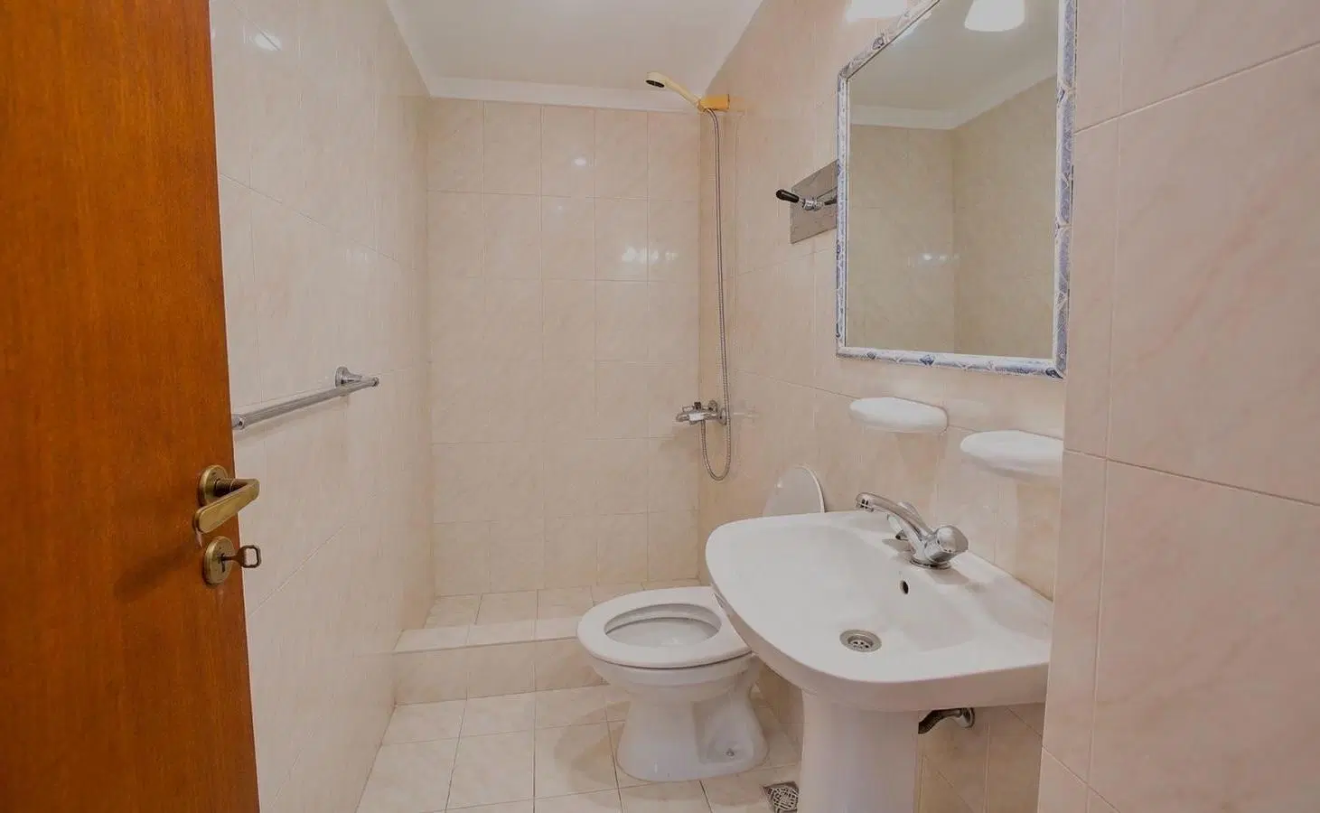 Venta Departamento 3 Ambientes con Cochera - Quilmes Centro 8