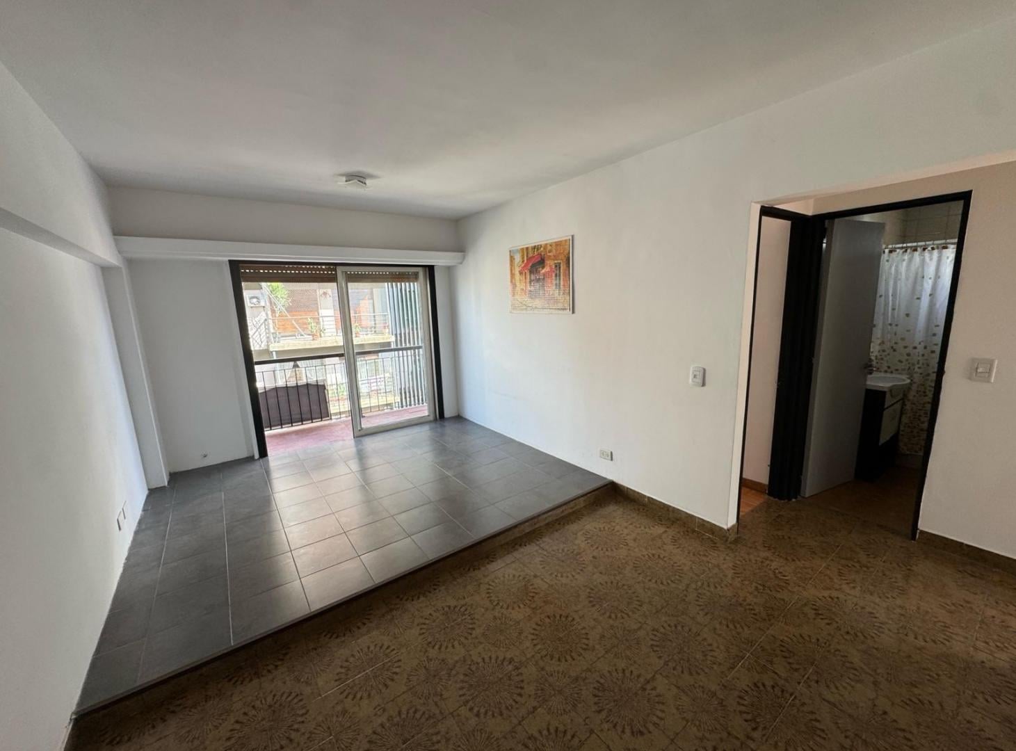 Foto de Venta Departamento 3 Ambientes Amplio y Luminoso Quilmes Centro, imagen 2