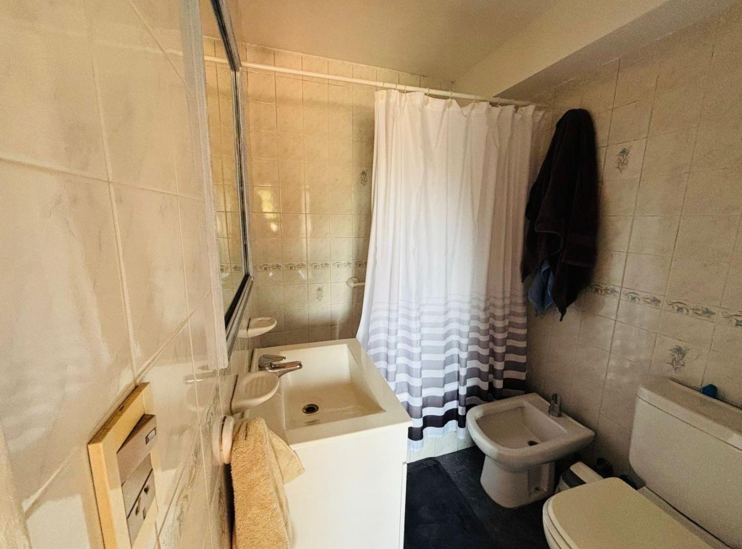 Foto de Venta Triplex 4 Ambientes en Bernal, imagen 5