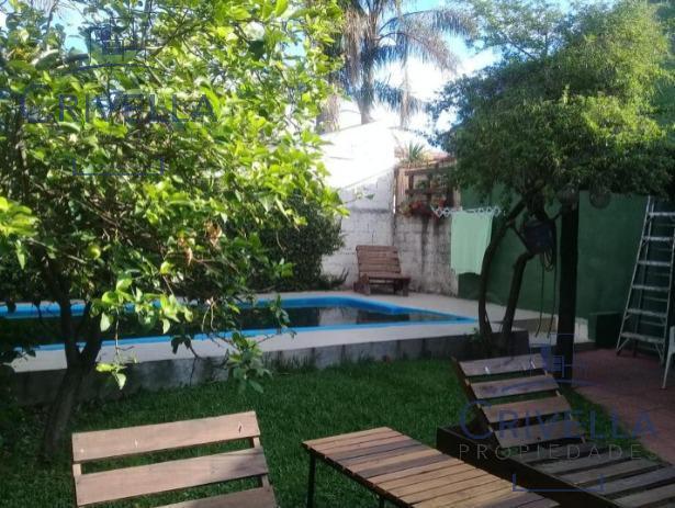 Casa 4 Ambientes con Pileta y Cochera en Venta - Quilmes Sur 3