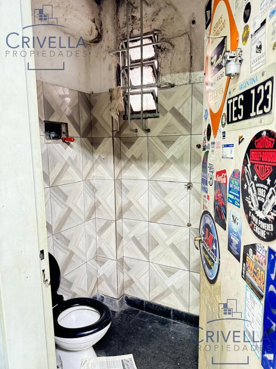 Local Comercial de 375 m² en Av Hipolito Yrigoyen 777 - Quilmes Centro 1