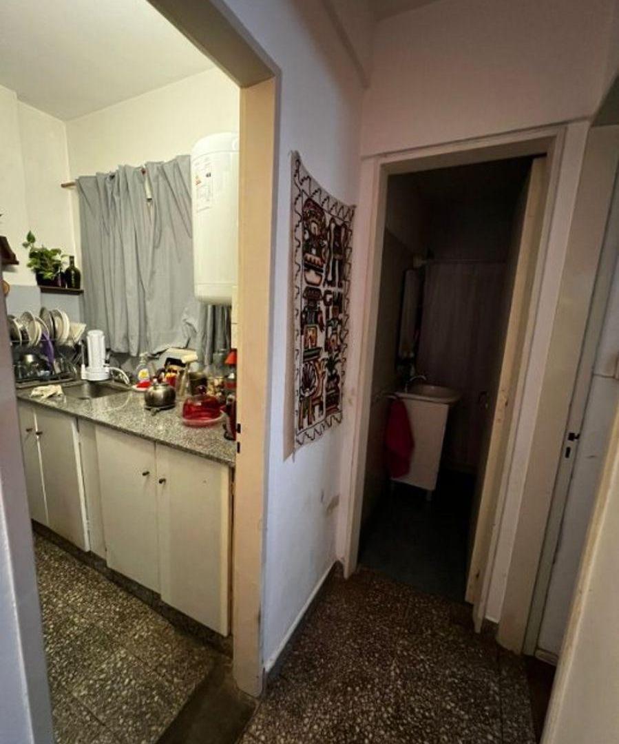 Foto de Departamento en venta 3 amb. en el Centro de Bernal, imagen 2