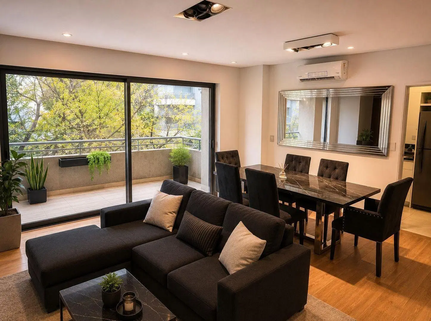Departamento 4 ambientes balcón terraza con parrilla 3