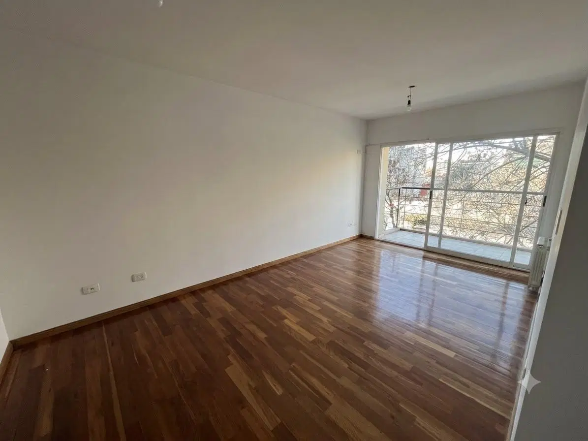 Departamento 3 ambientes con cochera en Villa Crespo 2