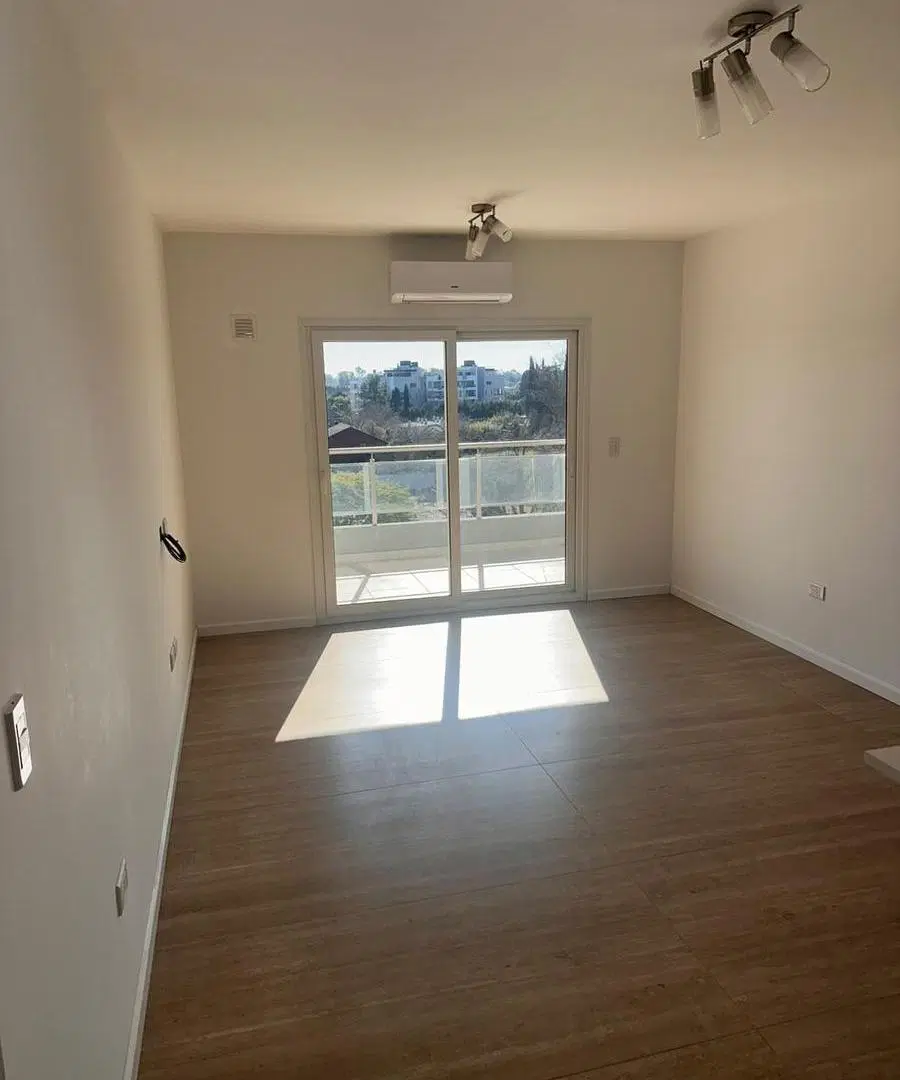 Departamento en alquiler 2 amb en Canning center 5
