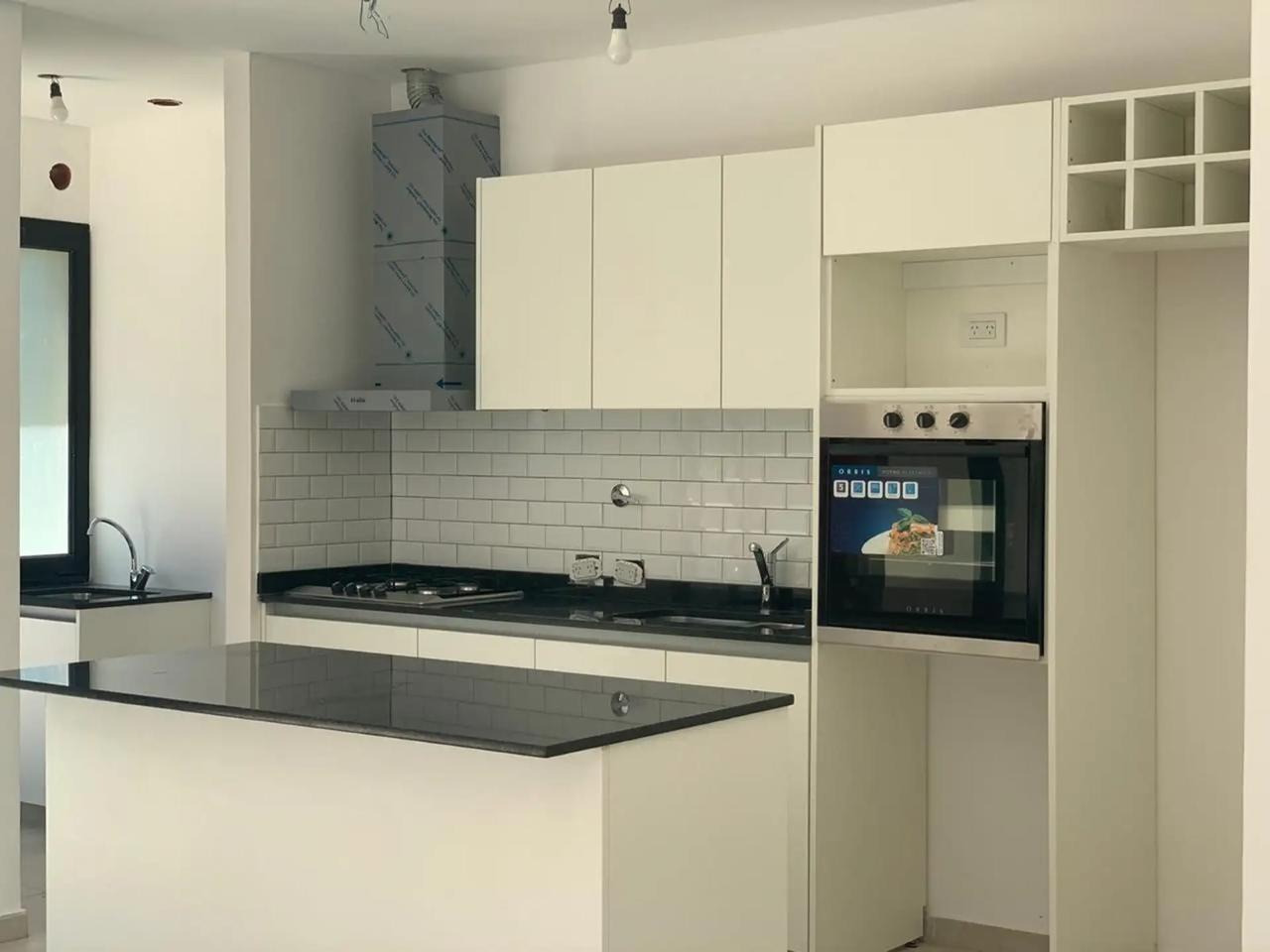 Foto de Casa VENTA/ALQUILER Barrio rpivado Santa Juana Canning JARDIN PILETA, imagen 4