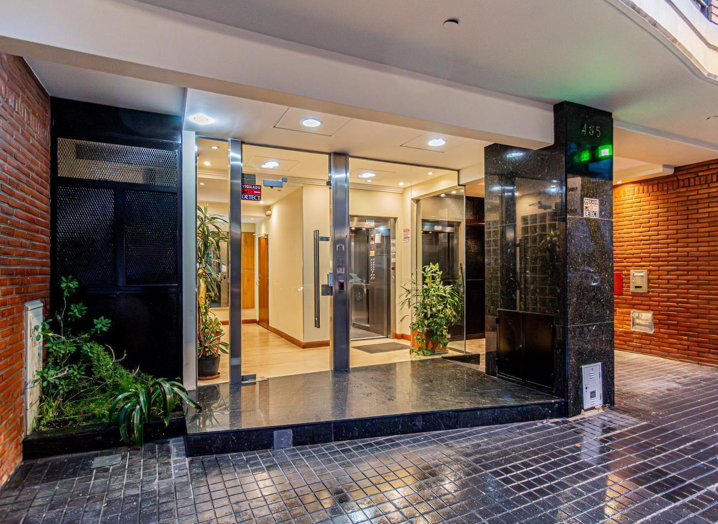 Foto de Departamento en venta 3 ambientes moderno al frente en ALMAGRO, imagen 3