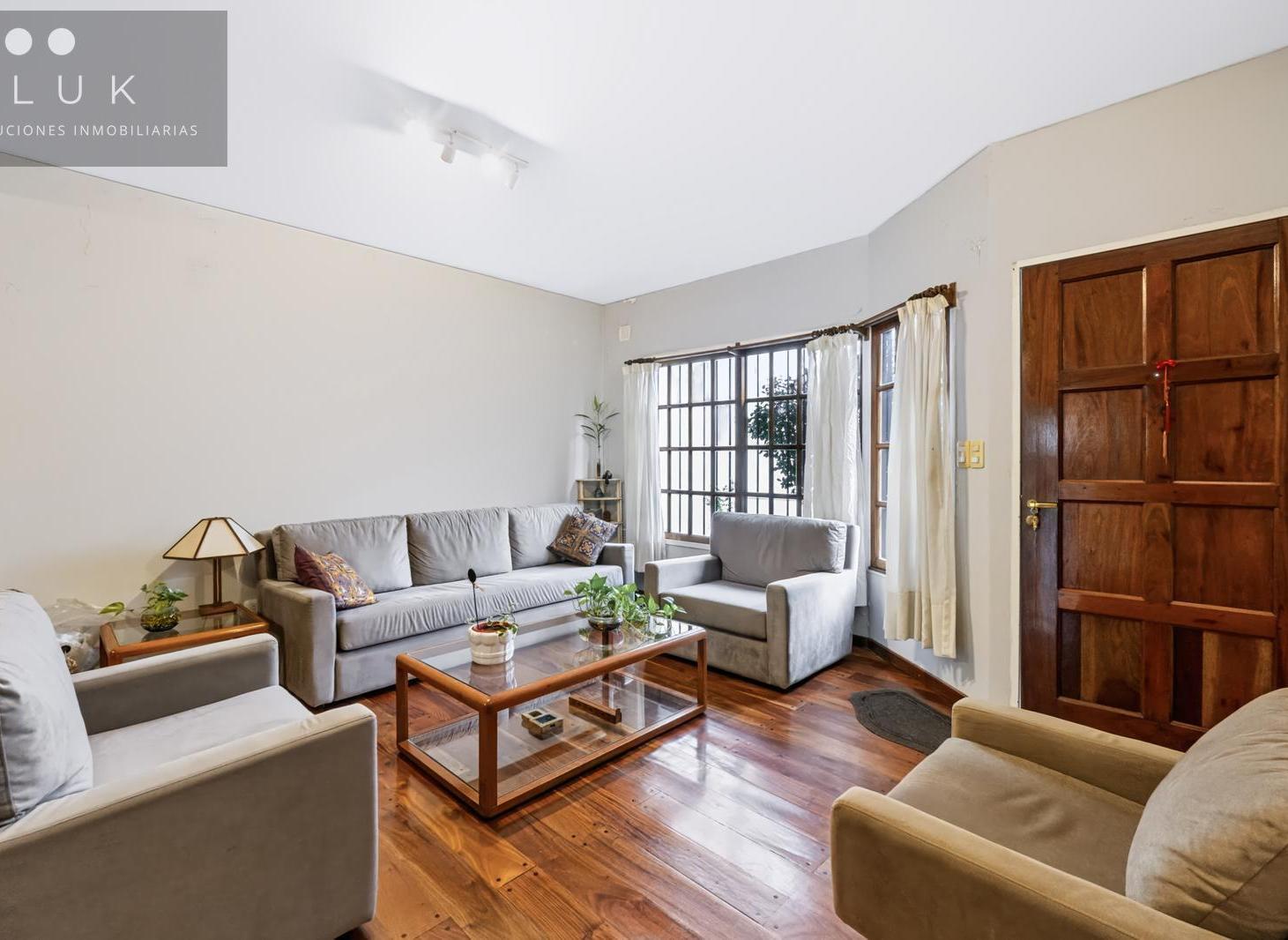 Foto de Casa con jardin venta Villa Urquiza, imagen 1