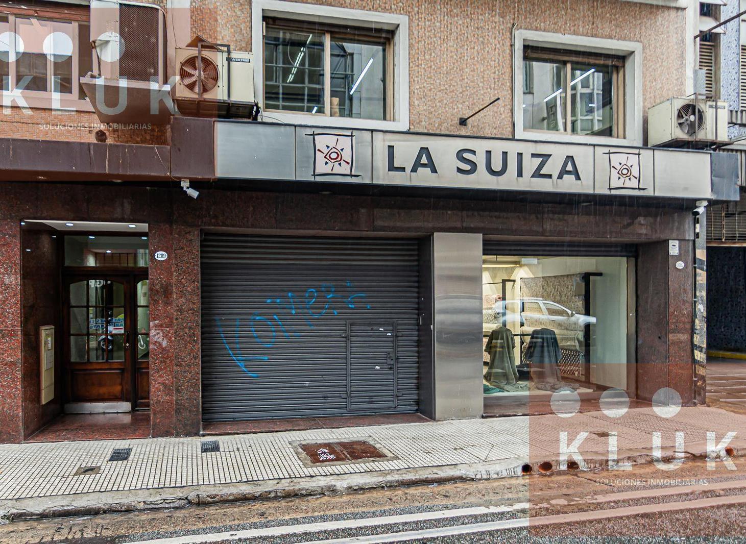 Foto de Local Comercial con oficinas y depósito, imagen 3
