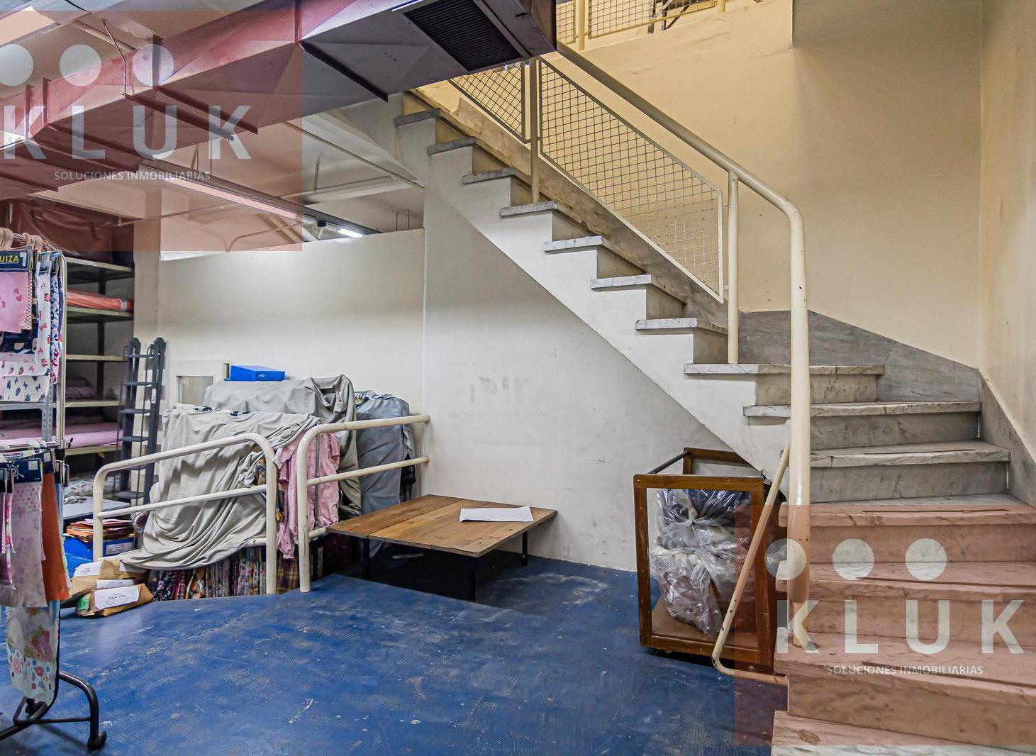 Foto de Local Comercial con oficinas y depósito, imagen 4