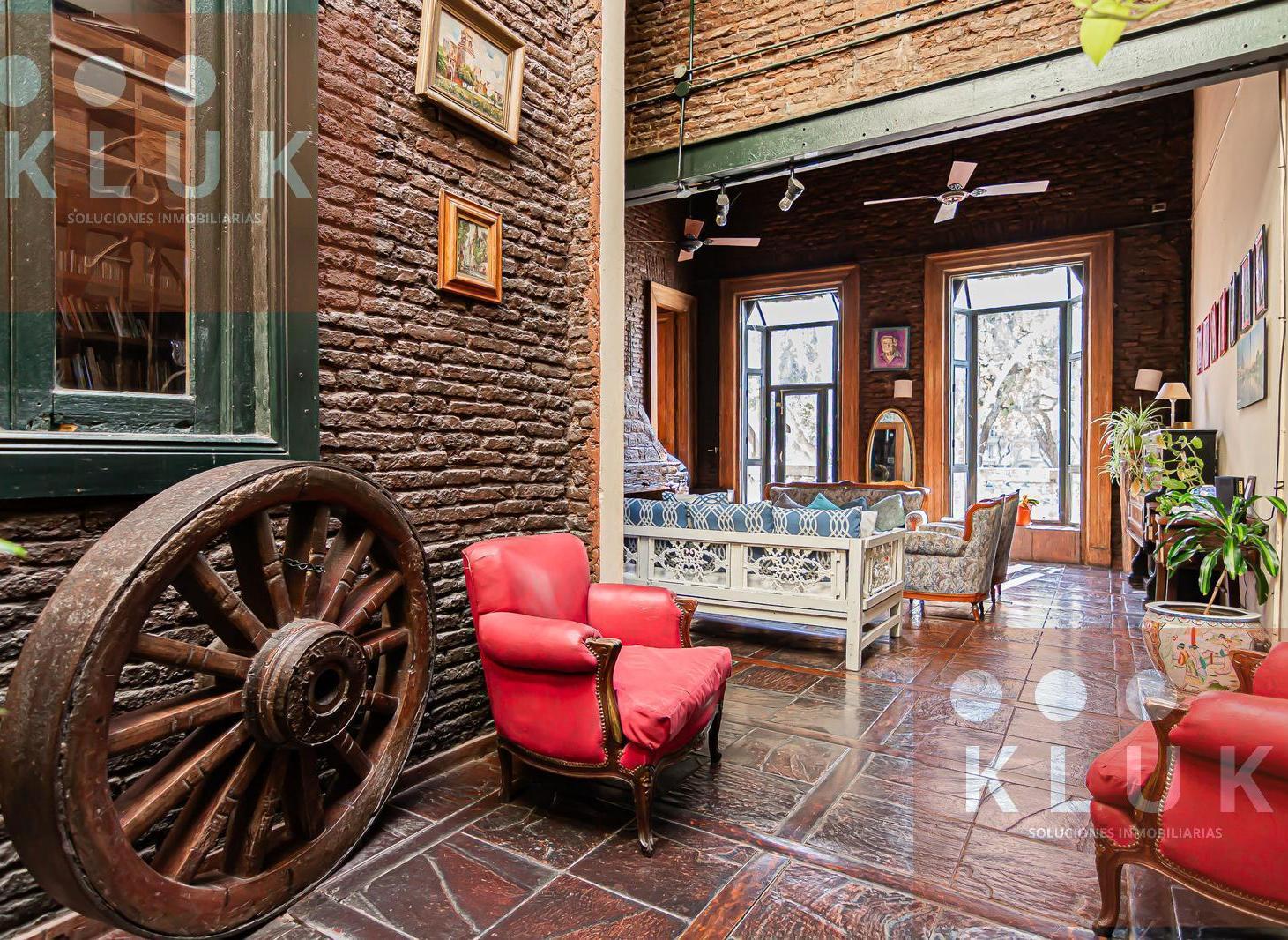 Foto de Casa Historica Cinco Aambientes Amplia Luminosa, imagen 2