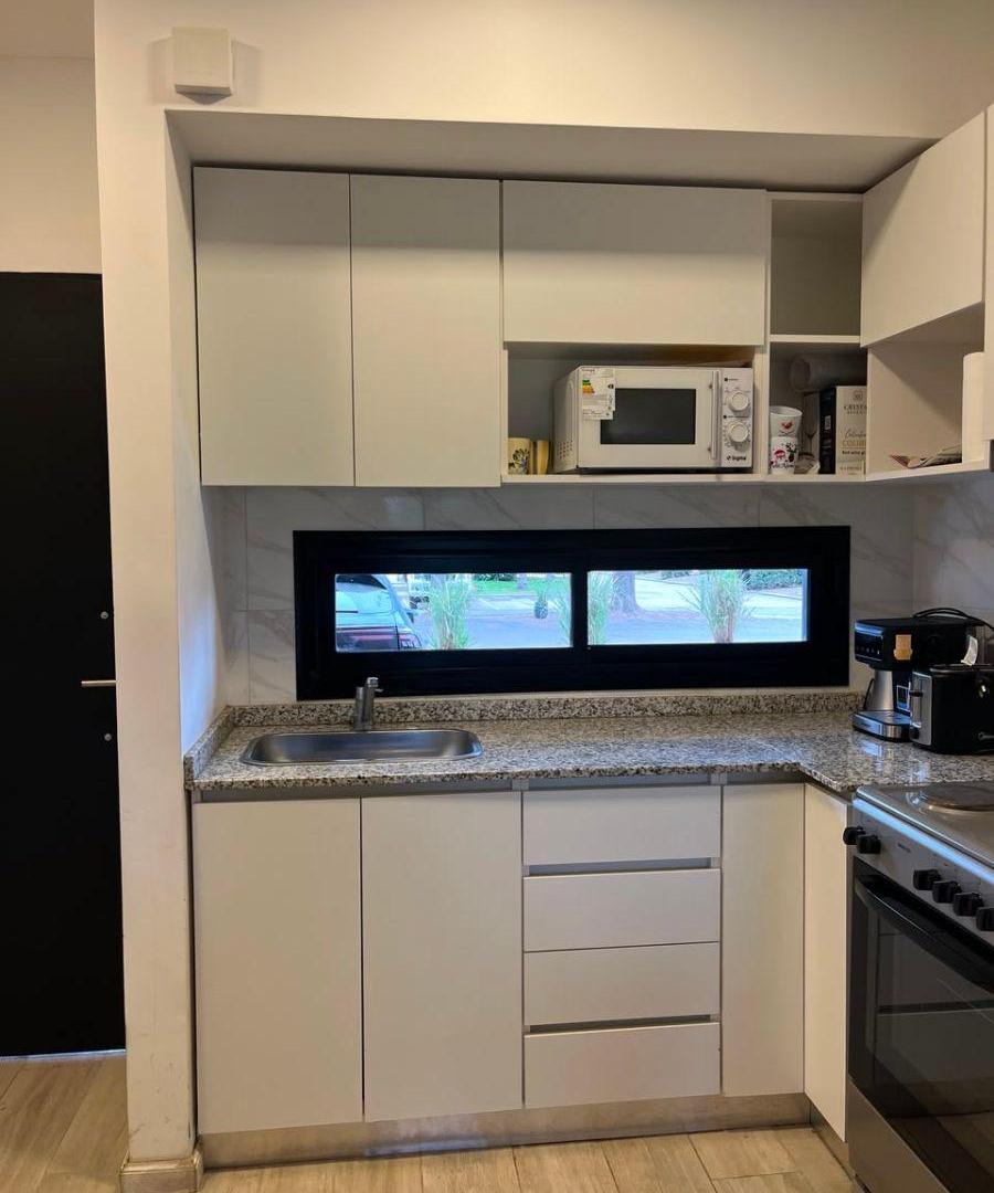 Foto de Departamento con 2 habitaciones, patio, parrilla y cochera en La Cañada, imagen 4
