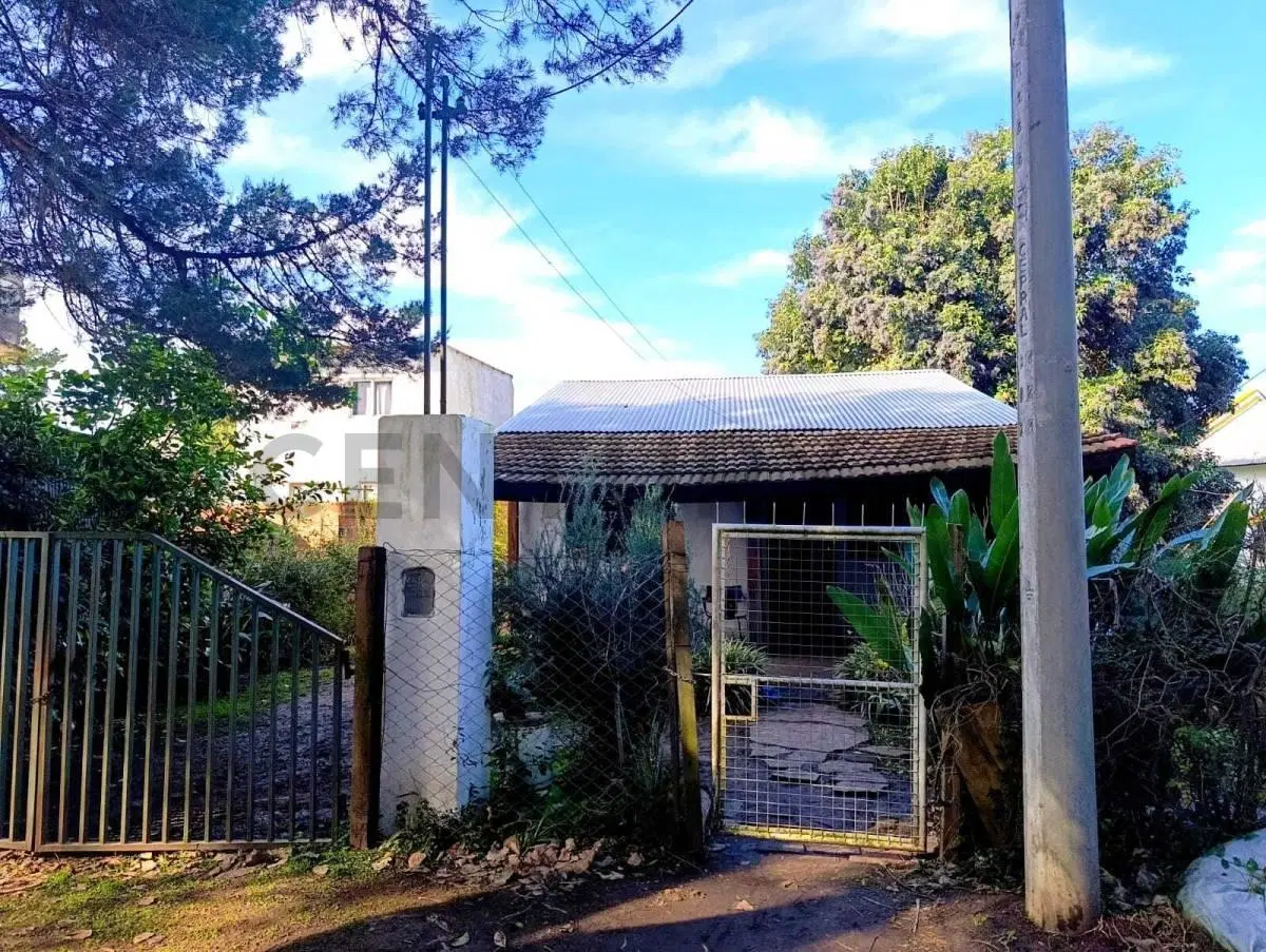 VENTA Casa Tipo Industrial + Monoambiente Independiente (Ideal Renta) – Parada Robles-Exaltación de 5