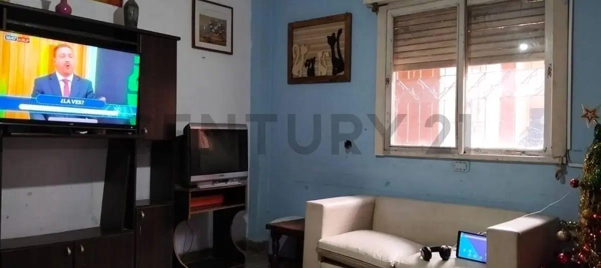 VENTA CASA 6 AMBIENTES CON DOS LOCALES DERQUI PILAR 3