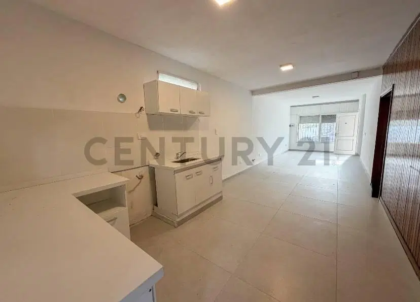 CASA EN VENTA EN EXCLUSIVA ZONA DE PILAR, 2 DORMITORIOS CON JARDÍN, GALERÍA Y PARRILLA 3