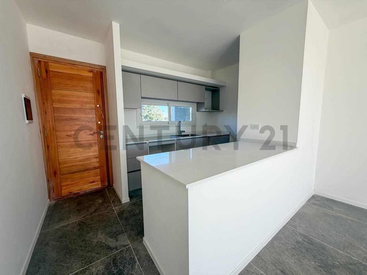 Foto de VENTA 3 AMBIENTES EN PLANTA BAJA EN SARAVI VILLAGE, imagen 5
