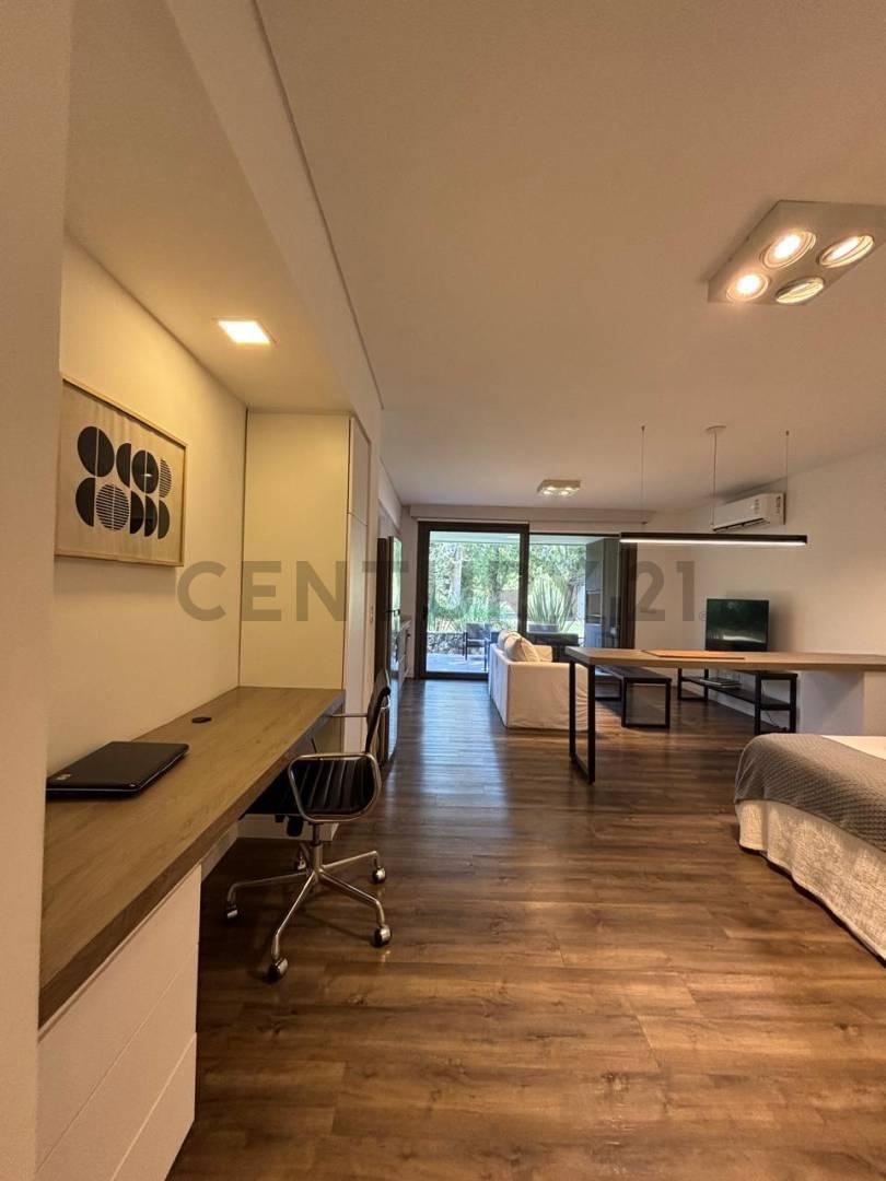 Foto de Venta mono ambiente con detalles de primer nivel en Pilar, imagen 1