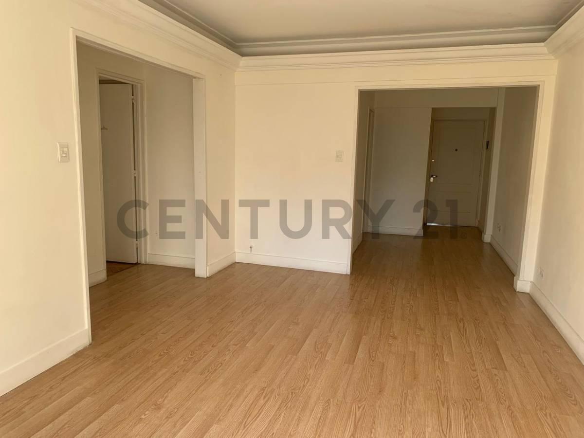 Foto de ALQUILER PERMANENTE-Excelente 3 Amb Al Frente con Balcón Corrido | Villa Devoto | 84 m² | Luminoso, imagen 5