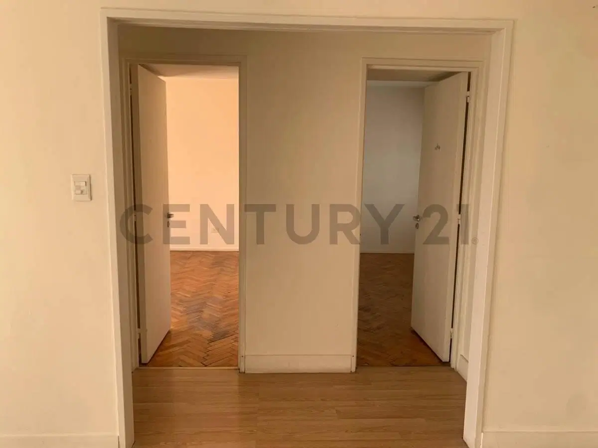 ALQUILER PERMANENTE-Excelente 3 Amb Al Frente con Balcón Corrido | Villa Devoto | 84 m² | Luminoso 2