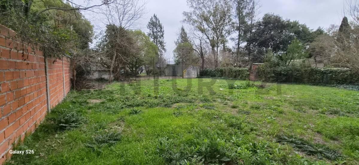 Foto de Casa quinta con gran lote y canchas deportivas – Del Viso, imagen 3