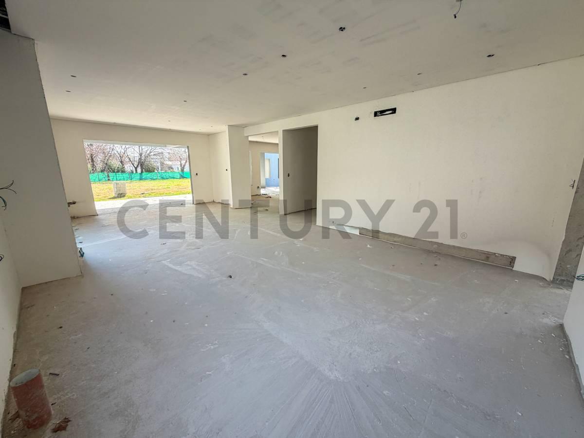 Foto de VENTA 6 AMB EN HARÁS DEL SOL A ESTRENAR, imagen 2