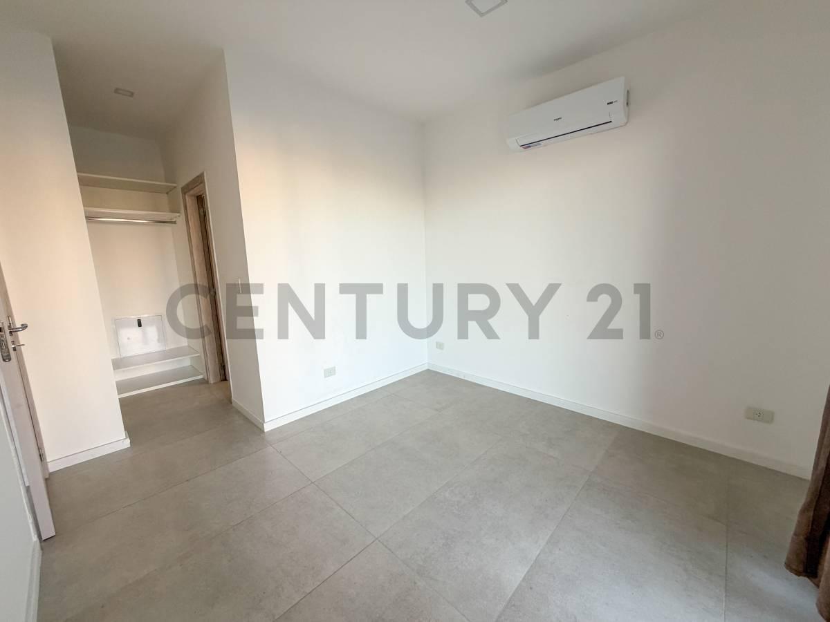 Foto de VENTA TOWN HOUSE | TRES AMB| LA CALESA, PILARÁ, imagen 4