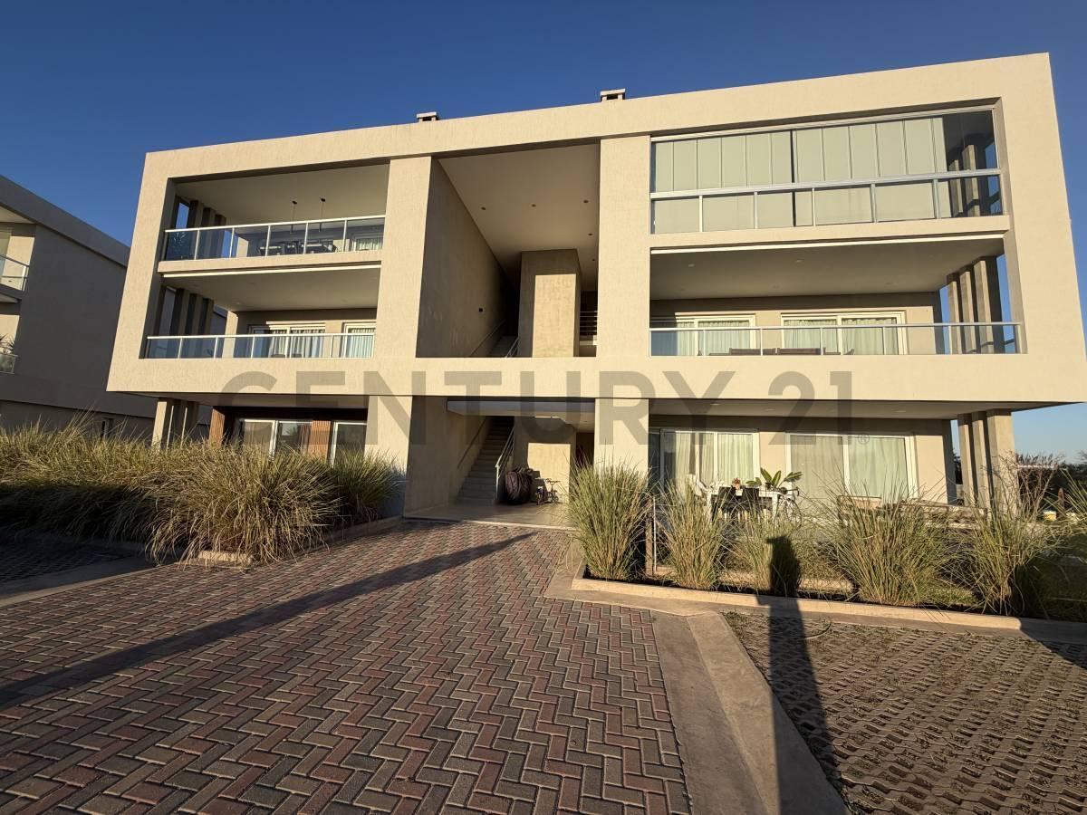 Foto de VENTA TOWN HOUSE | TRES AMB| LA CALESA, PILARÁ, imagen 5