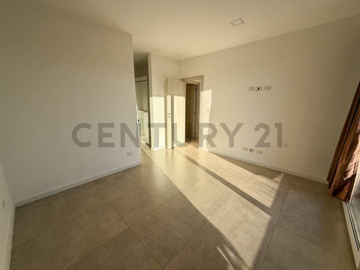 Foto de VENTA DOS AMB |TOWN HOUSE | PB CON PATIO | LA CALESA, PILARÁ, imagen 4