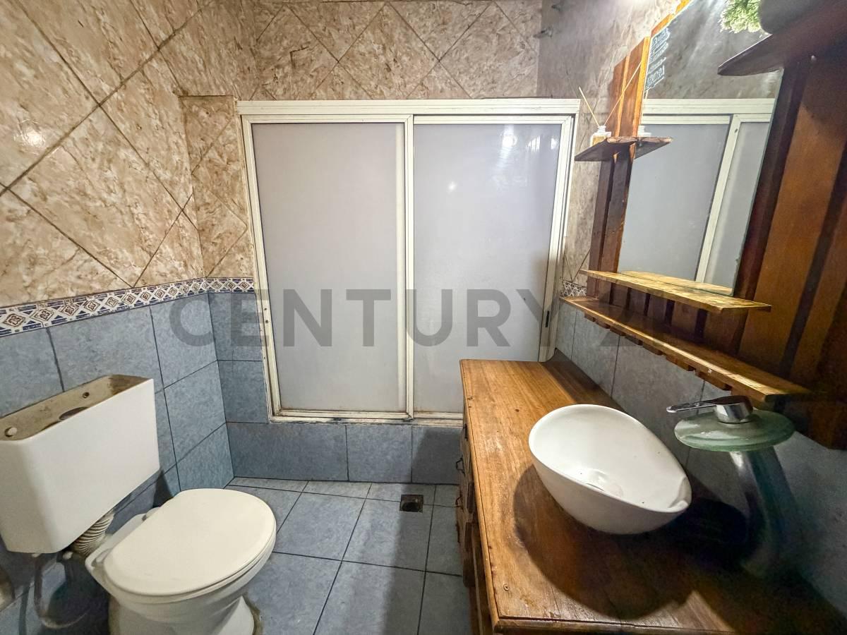 Foto de OPORTUNIDAD DE INVERSIÓN | VENTA CASA EN VILLA ROSA |, imagen 5