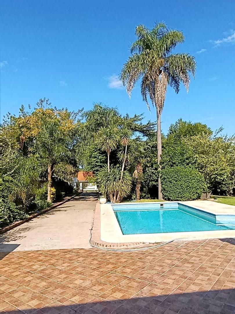 Foto de VENTA CASA Quinta en Centro Los Cardales | Calidad Premium, Piscina y, imagen 2