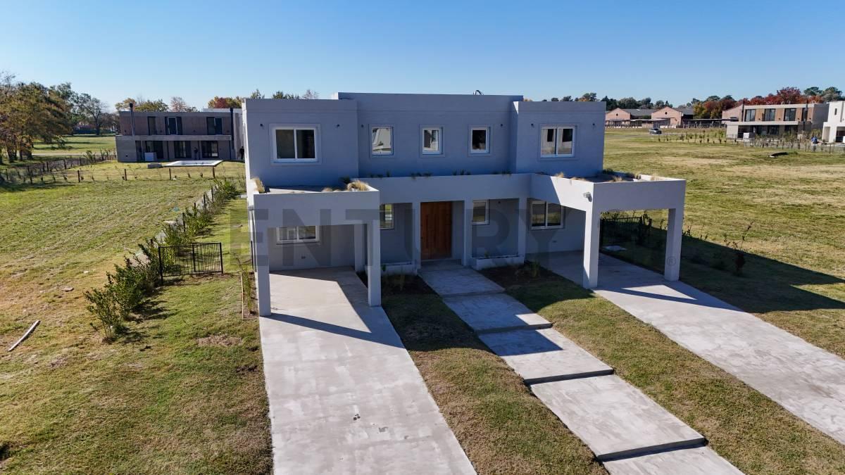 Foto de VENTA CASA 6 AMB A ESTRENAR |TILBURY,PILARÁ | FINANCIACIÓN, imagen 1