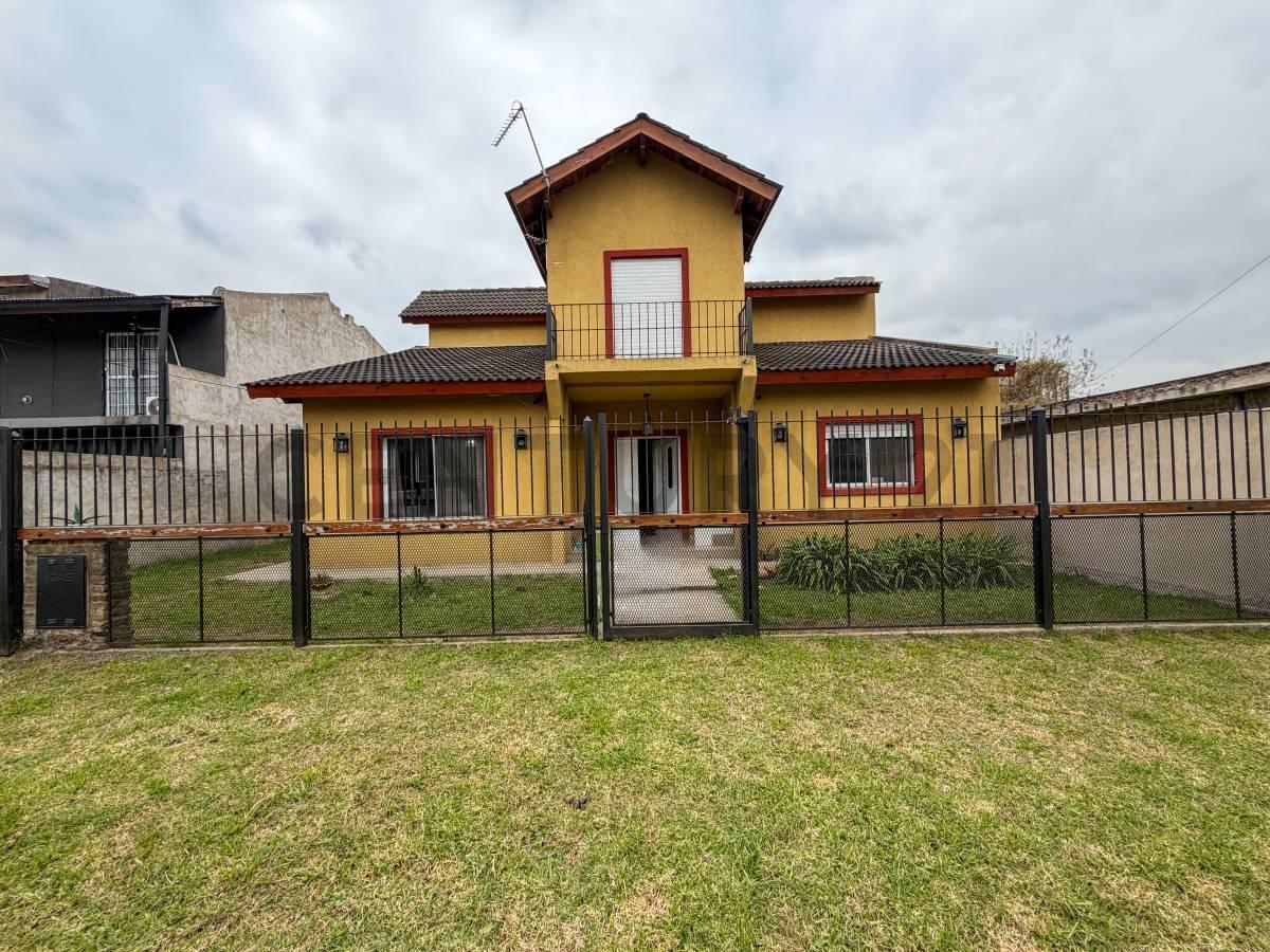 Foto de VENTA CASA BARRIO LA CAUTIVA PTE: DERQUI PILAR IGUAL O MAYOR VALOR, imagen 1