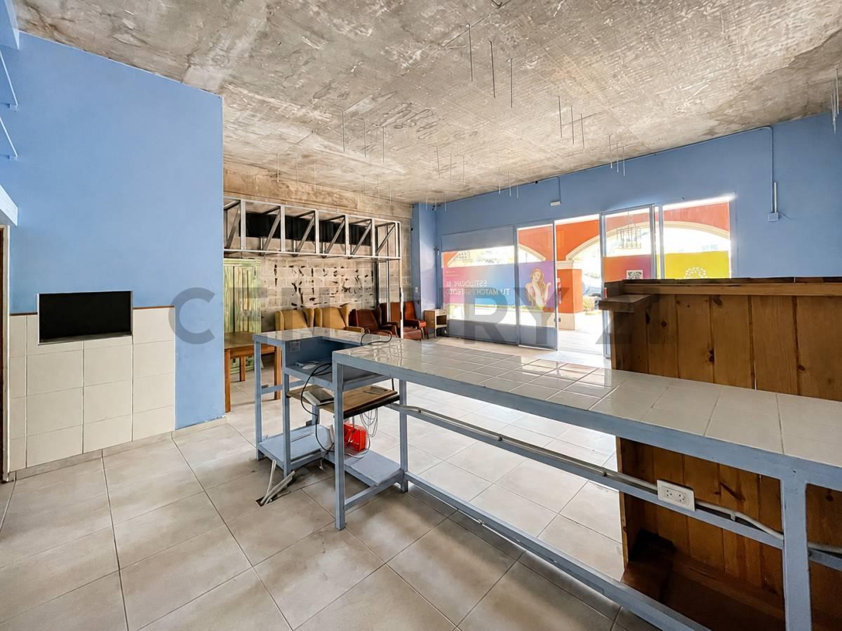Foto de ALQUILER LOCAL COMERCIAL EN PUEBLO CAAMAÑO PILAR, imagen 4