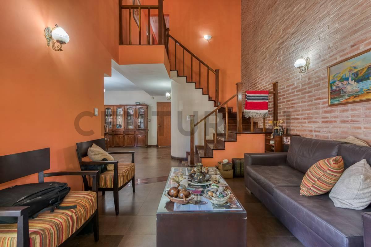 Foto de CASA VENTA 4 AMB BELLA VISTA, imagen 3