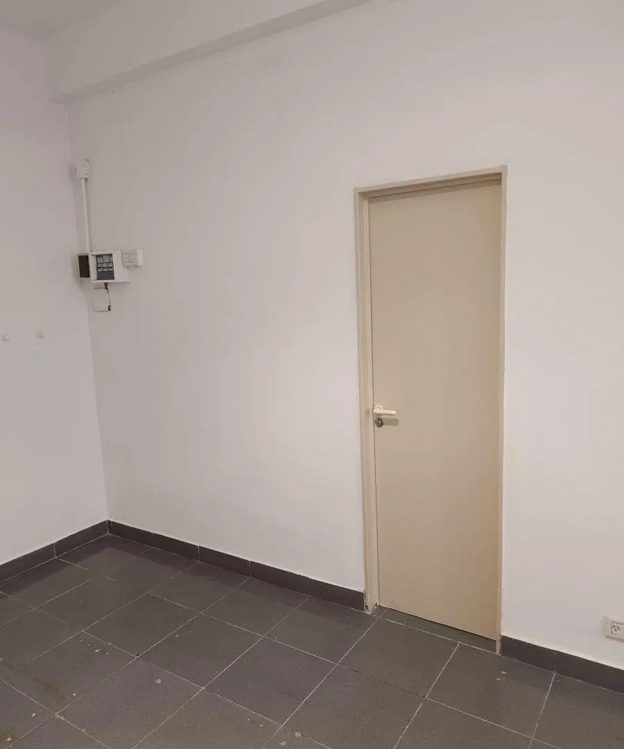ALQUILER local comercial SAAVEDRA 3