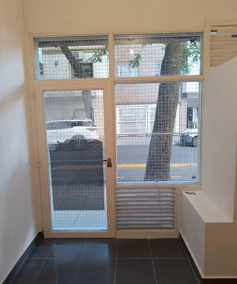ALQUILER local comercial SAAVEDRA 5