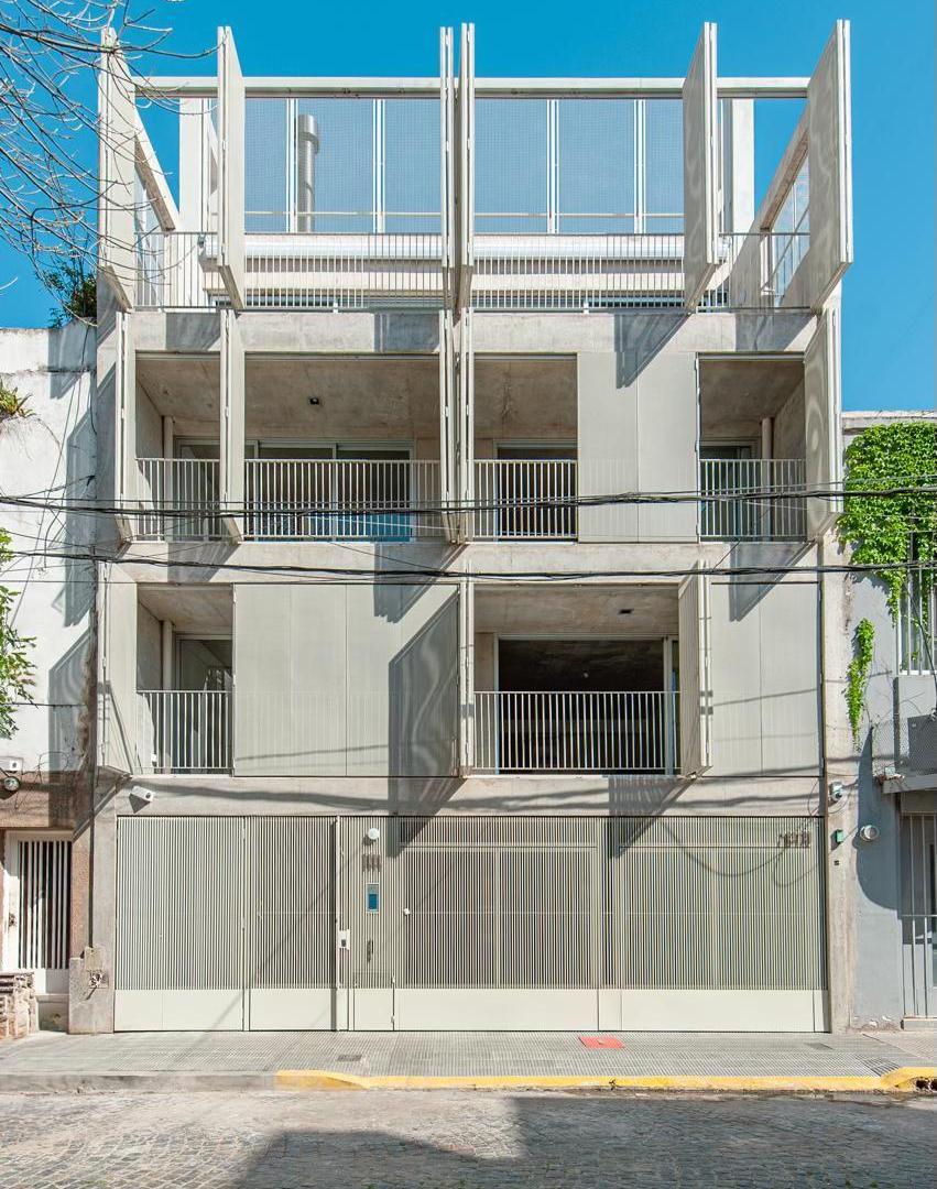 Foto de Apto profesional A ESTRENAR Loft 98 m² con patio, baño y toilette, imagen 1