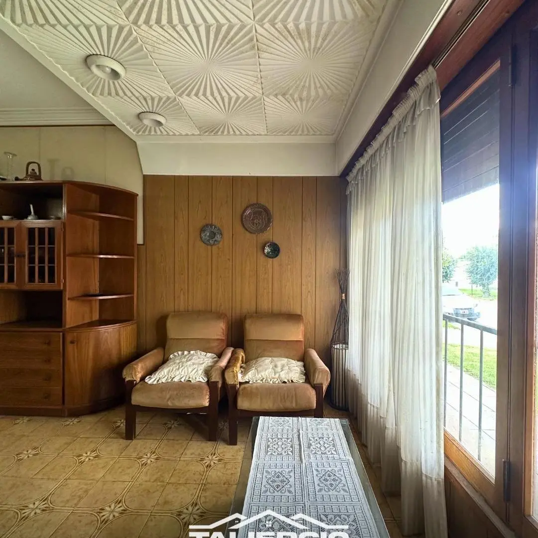En venta Casa 3 Amb con Quincho, Garaje y Patio + Departamento 2 Ambientes (en block) Villa Lourdes 5