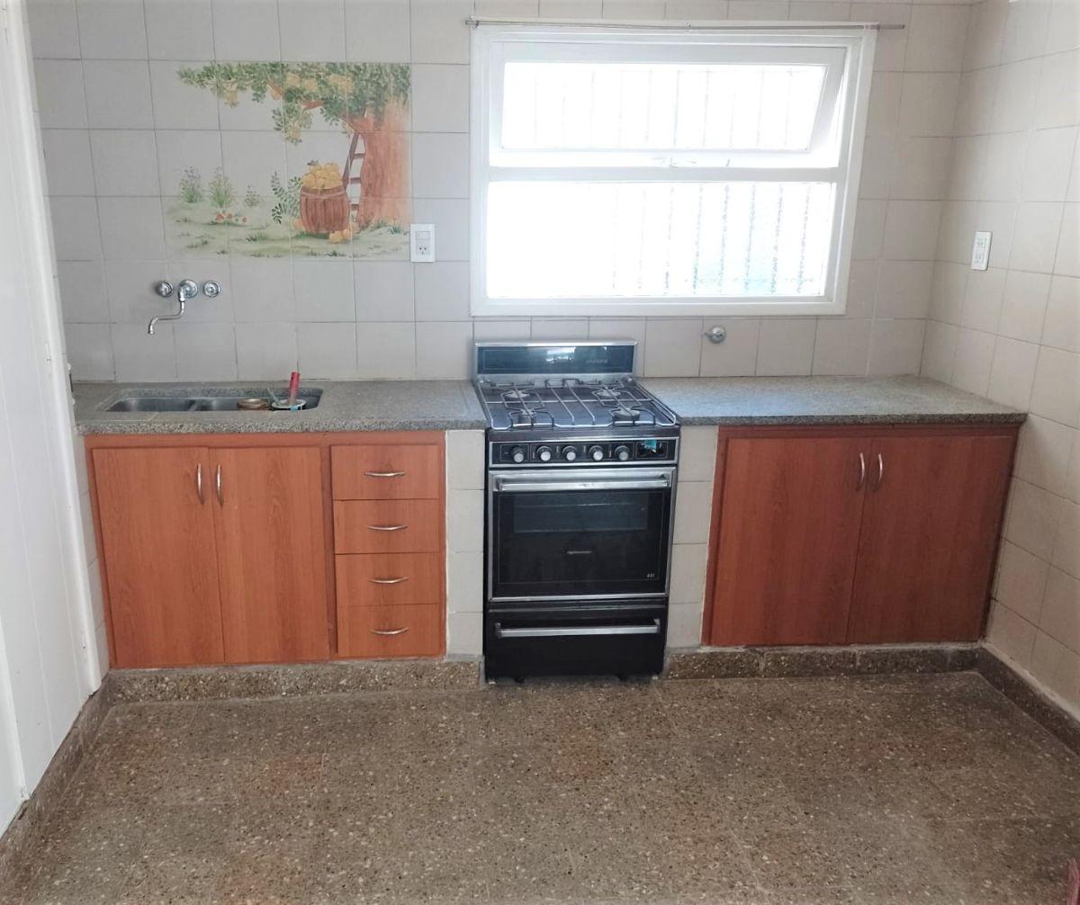 Foto de Casa de 5 ambientes en PH en Alquiler 24 meses, imagen 5