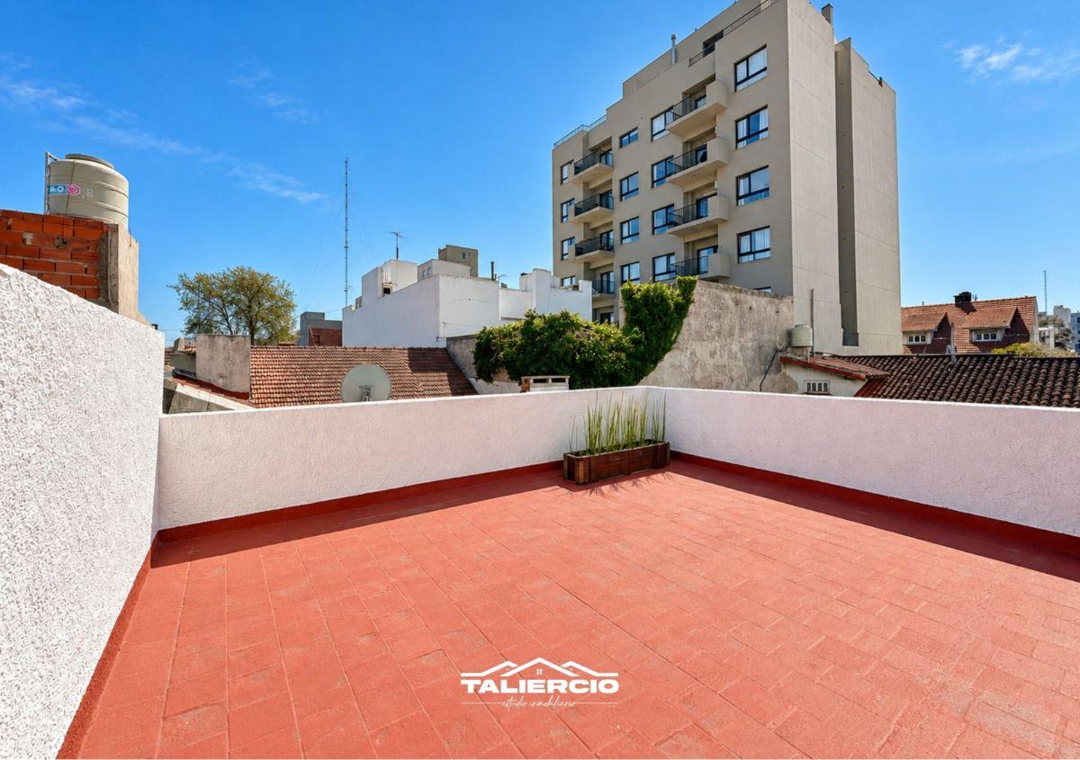 Foto de En venta DEPARTAMENTO 2 AMBIENTES CON COCHERA Y 51 M² DE TERRAZA PROPIA, imagen 4