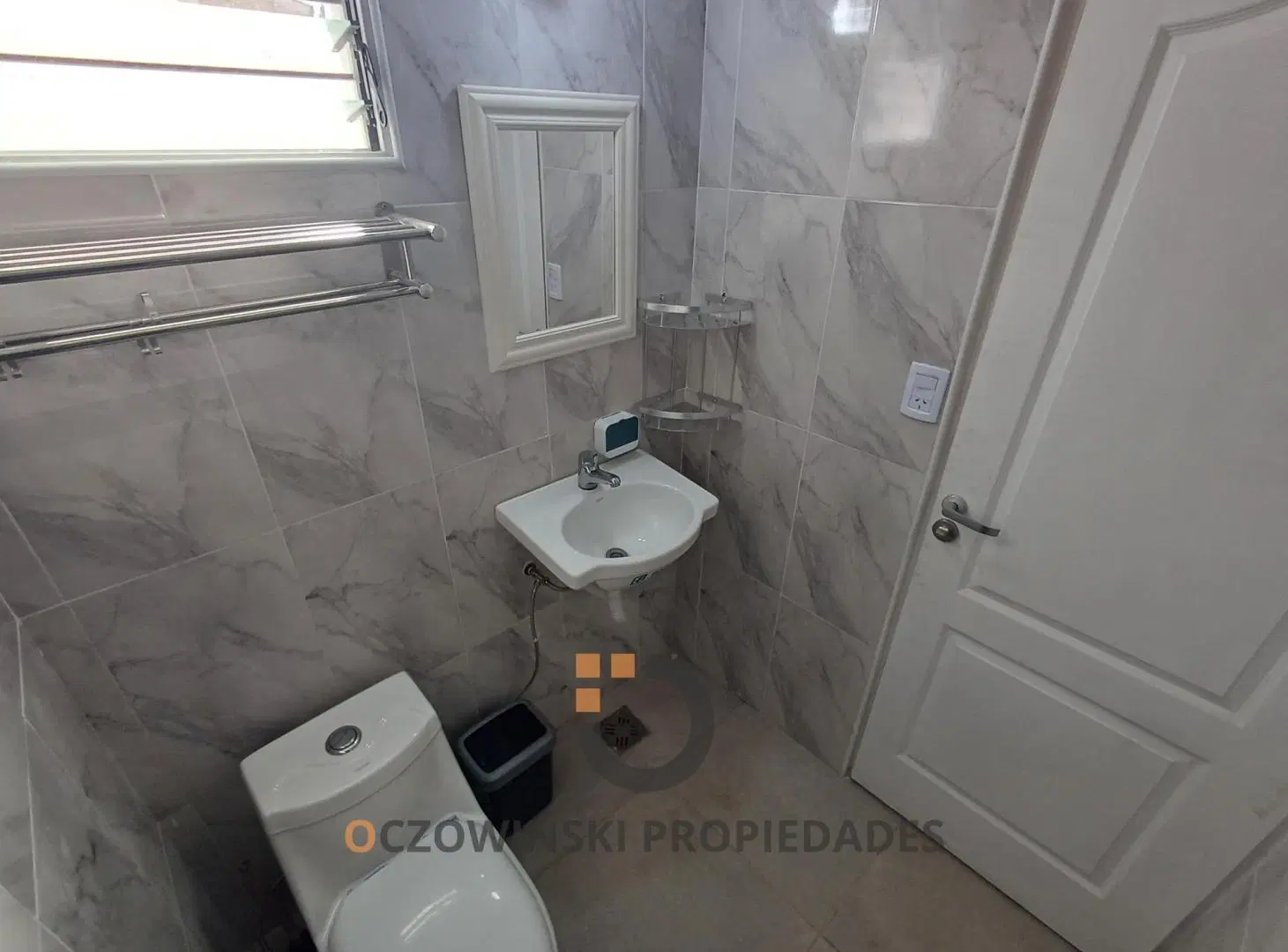 VENTA CASA + 2 DEPTOS ZONA CENTRO (VILLA GESELL) 2