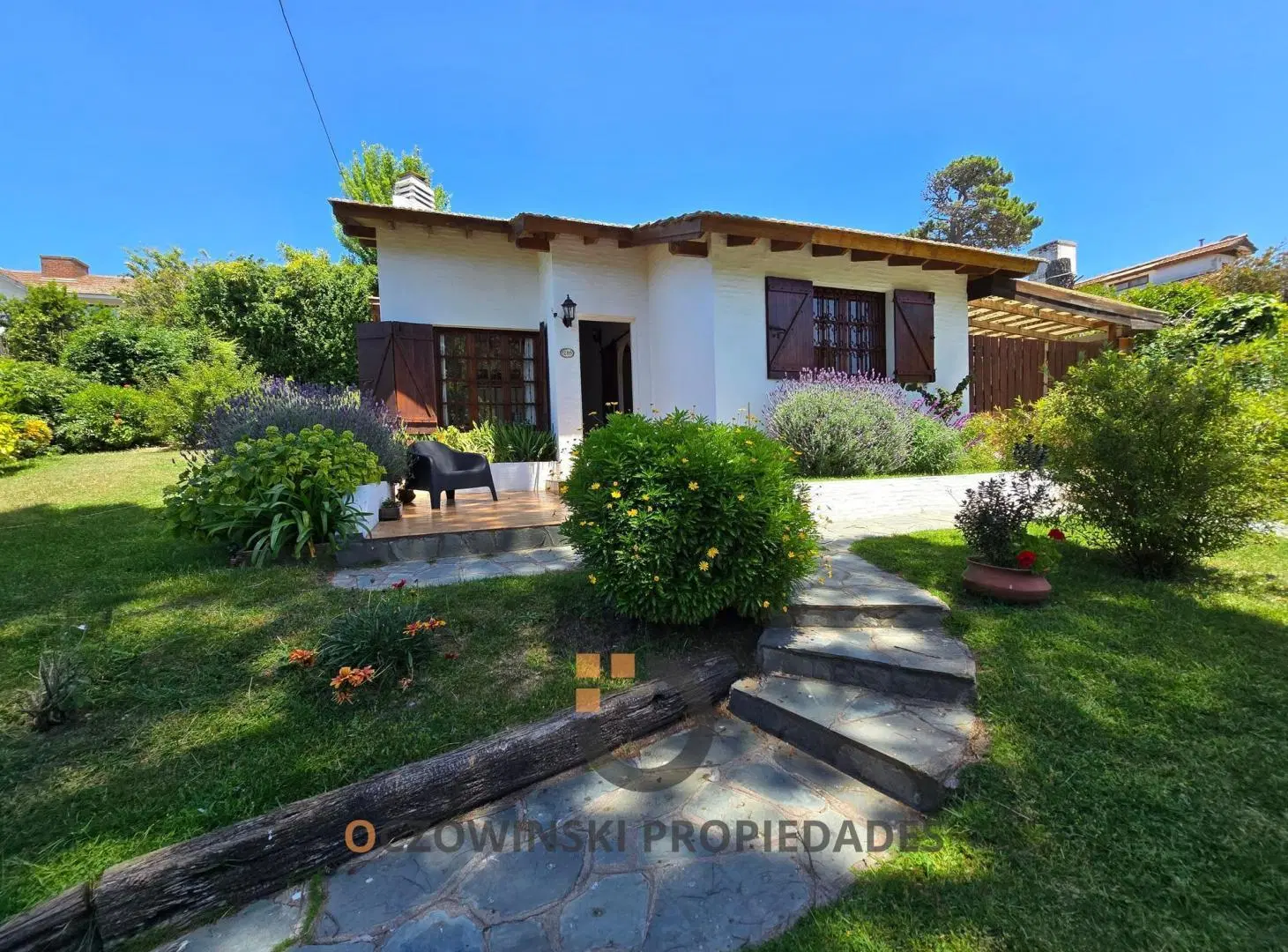 CASA 4 AMBIENTES EN VENTA (VILLA GESELL) 4