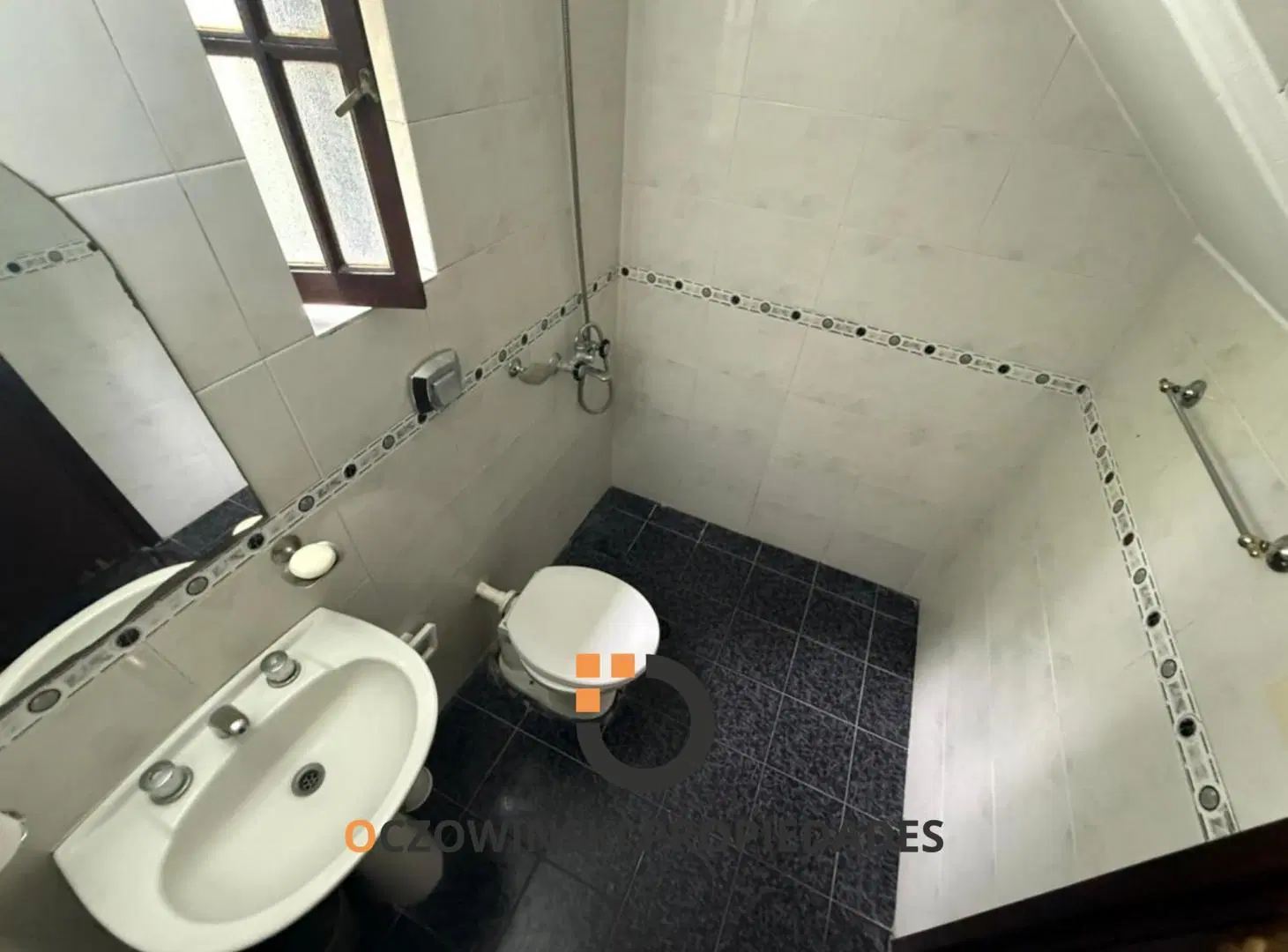 DUPLEX 4 AMBIENTES EN VENTA ZONA CENTRO (VILLA GESELL) 4