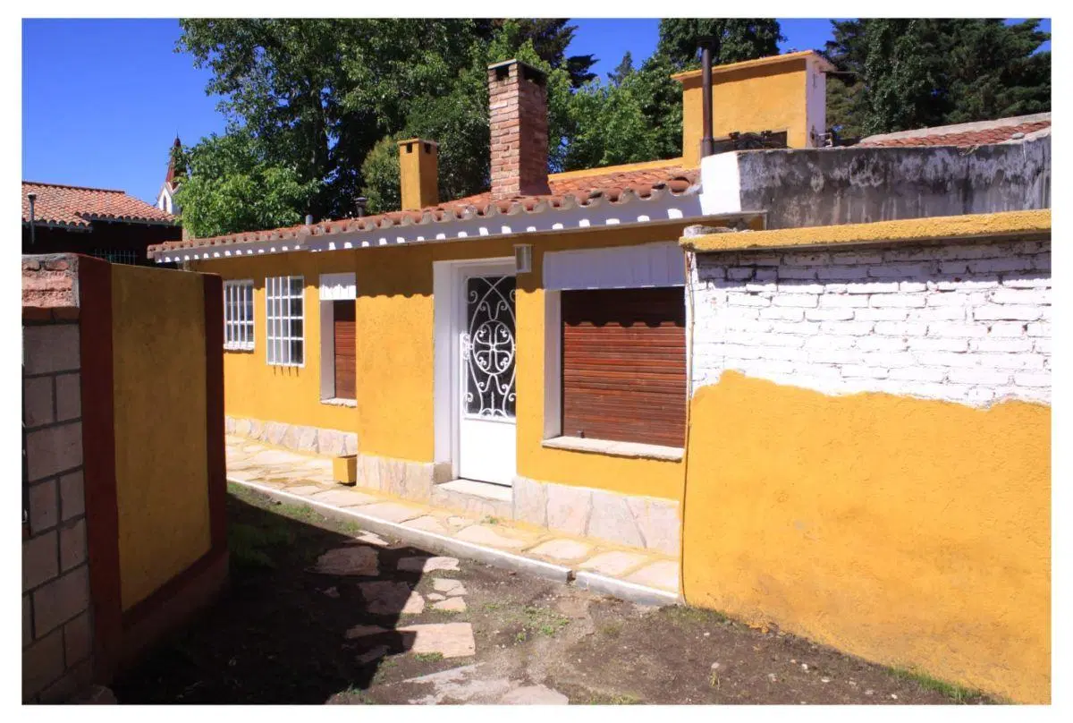 CASA PARA FLIPPING EN BARRIO CENTRO 4 HABITACIONES 1