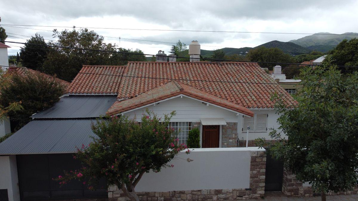 Foto de VIVIENDA MULTIFAMILIAR - EXCELENTE OPORTUNIDAD EN LA CUMBRE, imagen 1