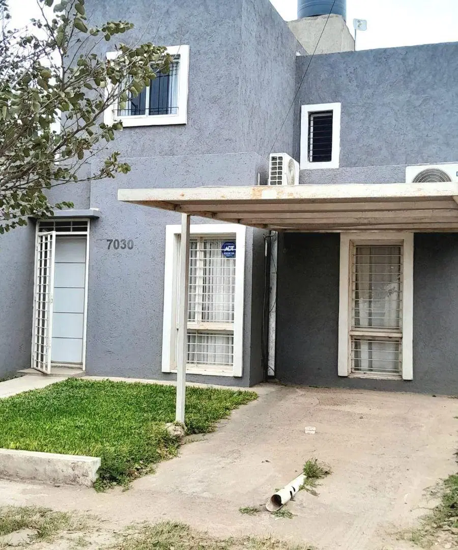 Increíble Oportunidad, 3 DORM, 2 BAÑOS, 110m2 cub. 155M2 DE TERR. 2