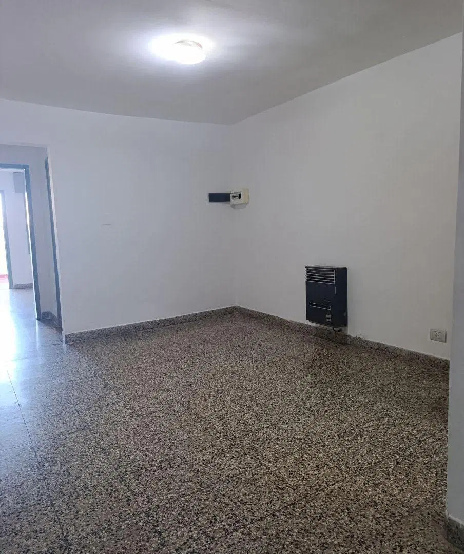 Alquiler Departamento de 85 m² en Colón... 3
