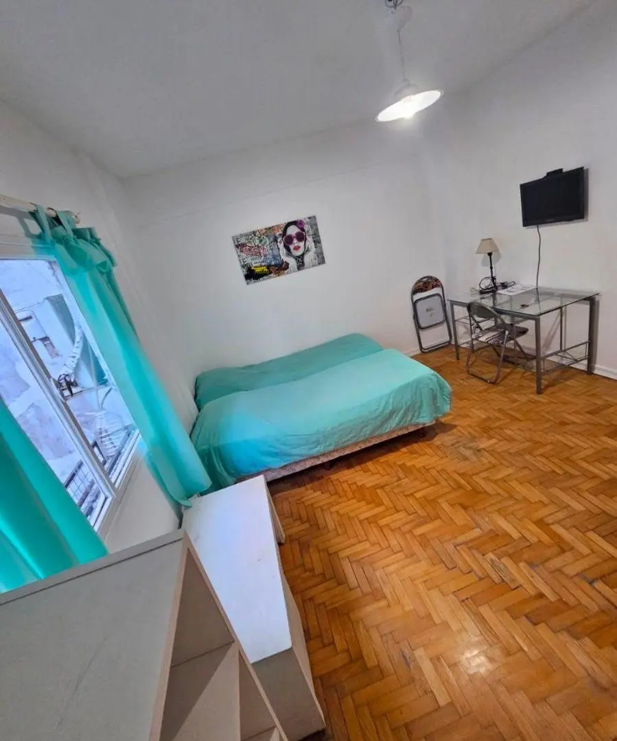Studio apto profesional a pasos de av libertador 2