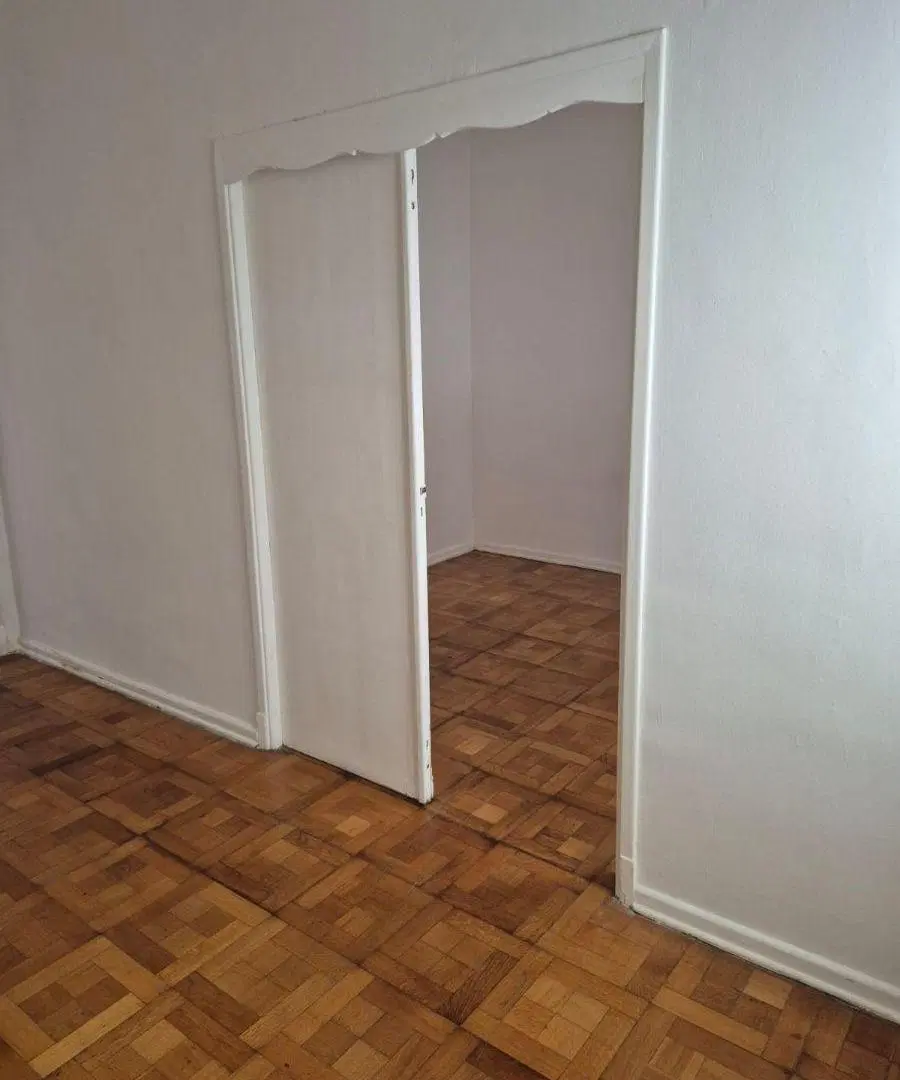 Departamento en alquiler temporario sin muebles en microcentro 2