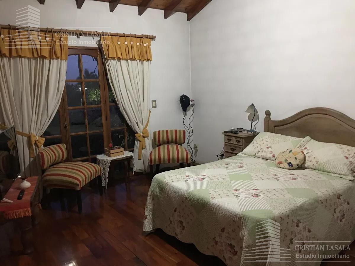 Casa Chalet 6 Ambientes - Ituzaingó Norte 1